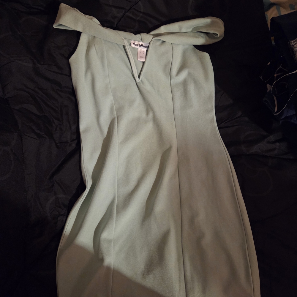 Elegant Off-Shoulder Green Dress